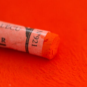 Sennelier Extra Soft tørrpastell Coral No 2, 921 i varm korallrød tone med ekstra myk konsistens