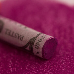 Sennelier Extra Soft tørrpastell Magenta Violet No 1, 940 i intens magenta‑lilla tone med ekstra myk konsistens