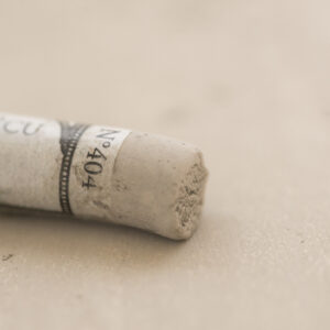 Sennelier Extra Soft tørrpastell Mouse Grey 404 i mørk, kjølig gråtone med ekstra myk konsistens