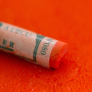 Sennelier Extra Soft tørrpastell – Vermilion, ekstra myk og høypigmentert klar varm rød pastellstift med intens vermilion-tone.