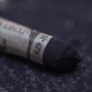 Sennelier Extra Soft tørrpastell Violasceous Grey 478 i dempet grå-lilla tone med ekstra myk konsistens