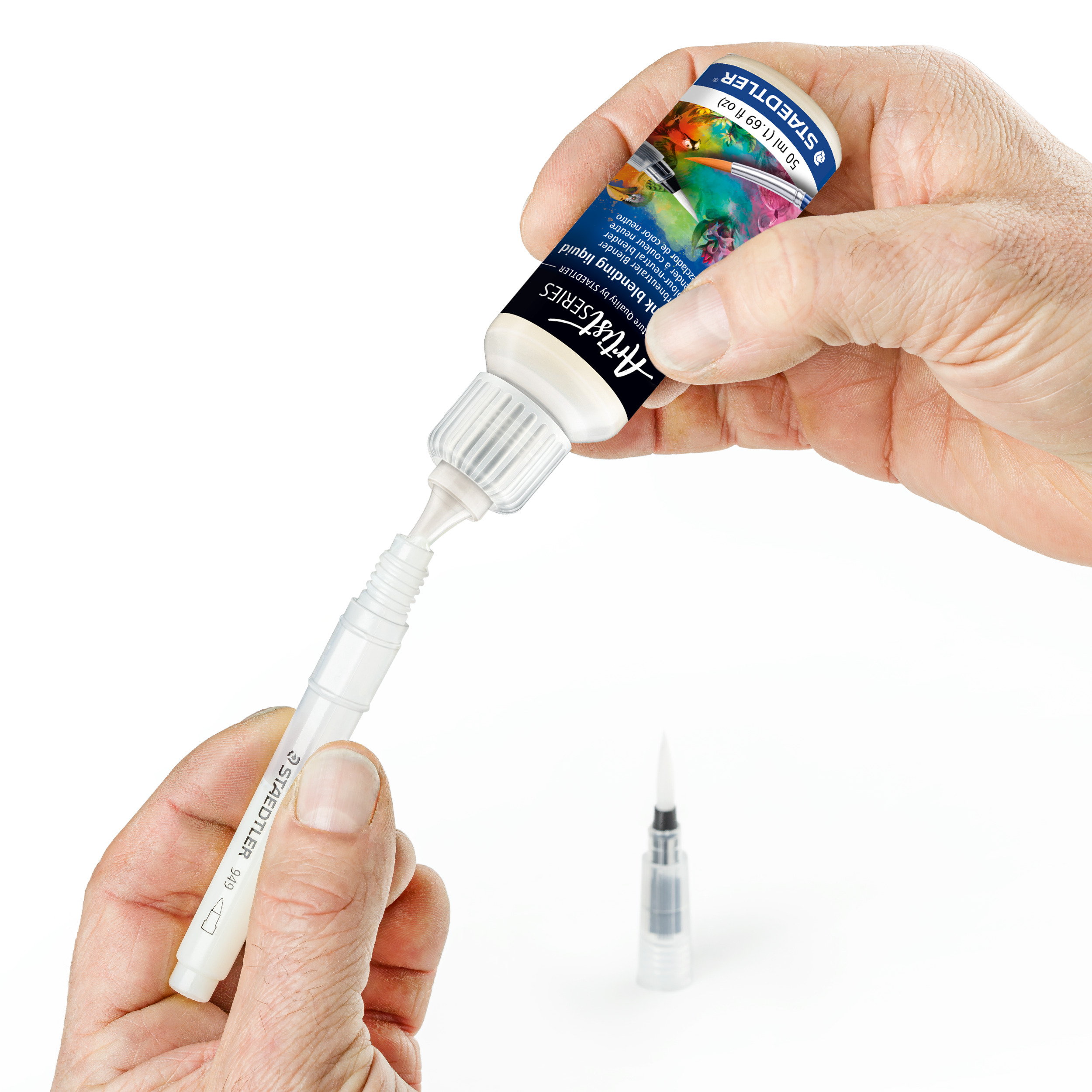 Staedtler Multi Ink Blending Liquid 50 ml – vannbasert blendervæske for fargeblanding og myke overganger i illustrasjoner.