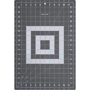 Fiskars skjærematte A3 30 x 45 cm med målerutenett