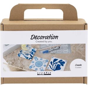 Dekorer dine egne porselensbrikker med DIY-sett